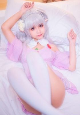 天师斗僵尸 女鬼