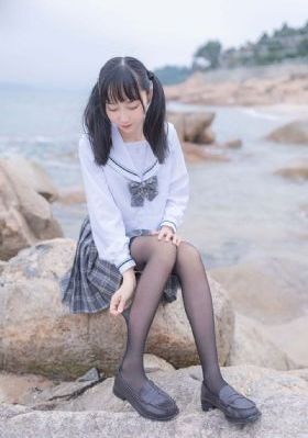 御津井芭华
